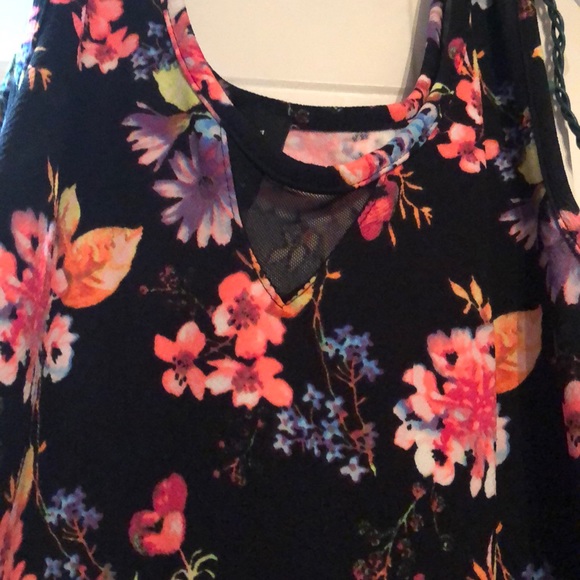 Homecoming dress - Picture 2 of 3